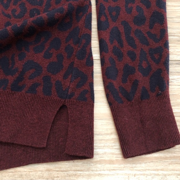 LOFT Sweater - Picture 5 of 15